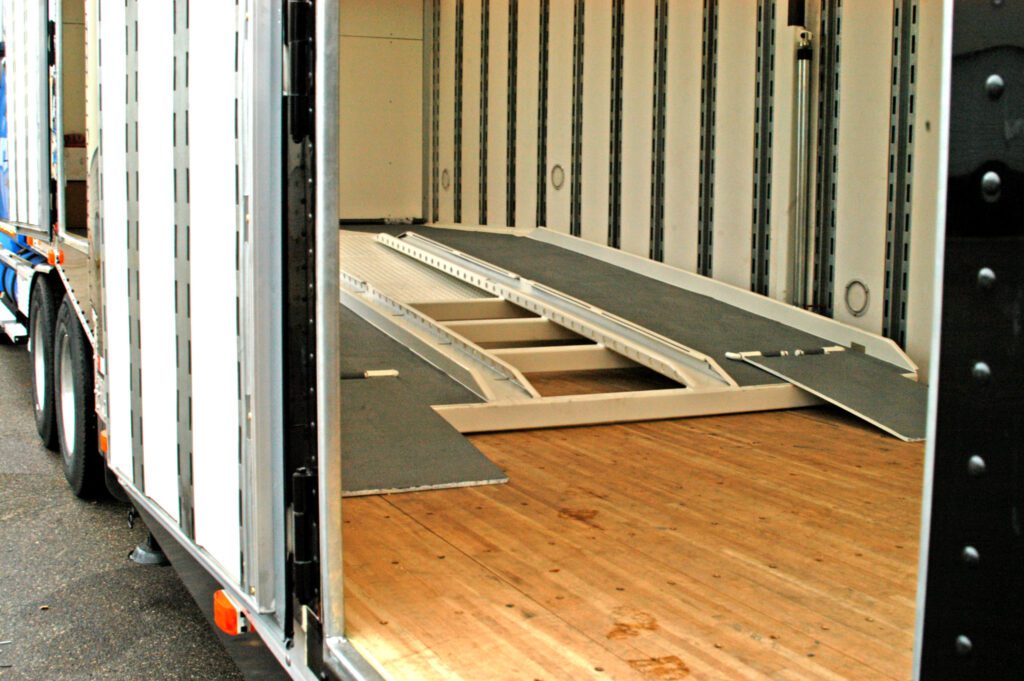 an adjustable pivot deck